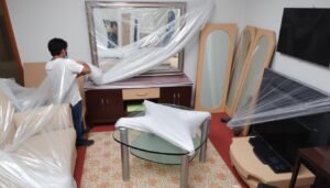 تغليف عفش السالمية باستخدام مواد عالية الجودة لحماية الأثاث